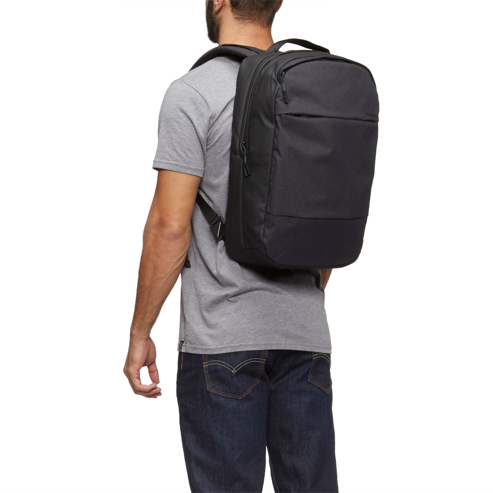 City Compact Backpack – Incase Canada