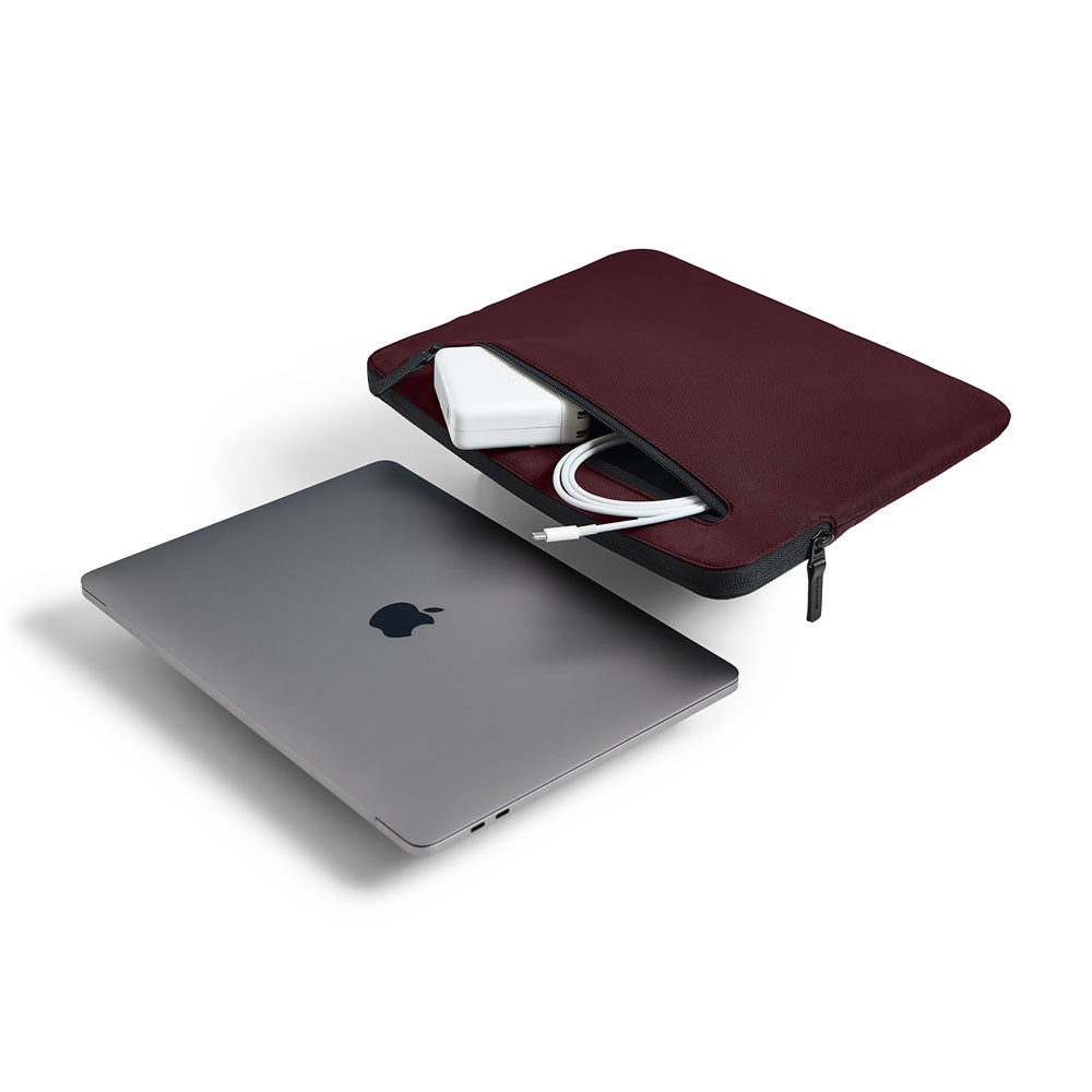 Mulberry | Compact Sleeve with Flight Nylon for MacBook Pro (13-inch, 2020 - 2012) - Mulberry