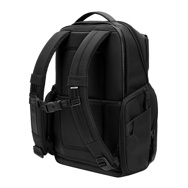 バッグ Incase A.R.C. Commuter Pack A.R.C. Commuter Pack – Incase Canada
