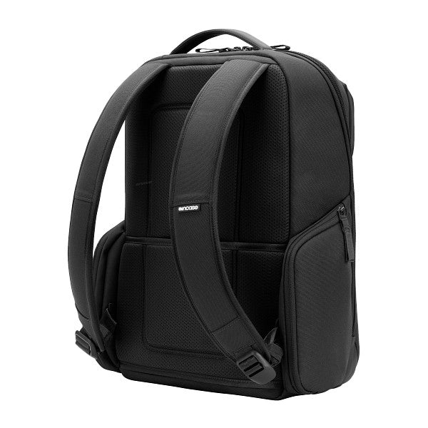 バッグ A.R.C. Daypack - Black Incase Incase > A.R.C Daypack / バックパック | すべての商品 | J-pia