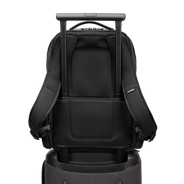 A.R.C. Daypack – Incase Canada